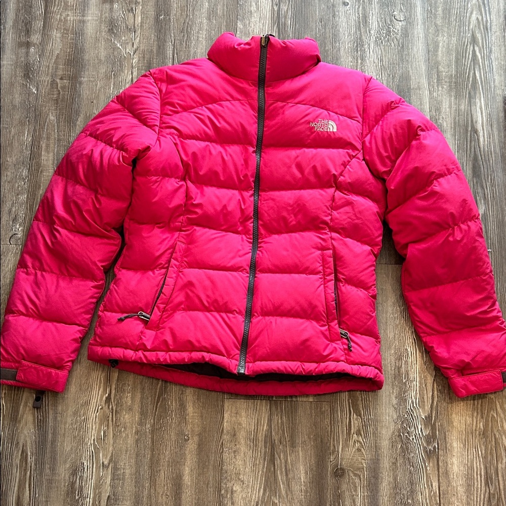 The North Face Women's Puffer Jacket - Bright Pink